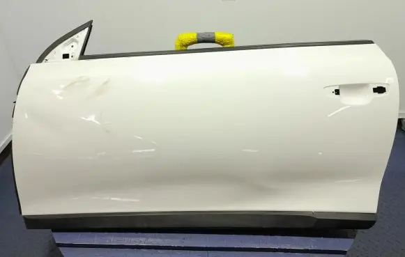 Volkswagen Scirocco Front door