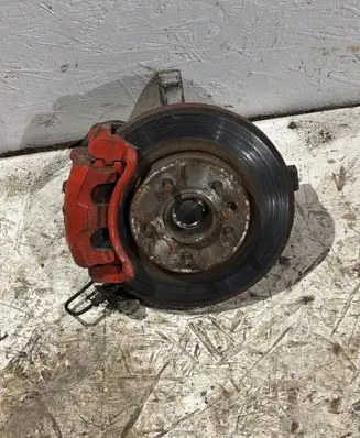 Chevrolet Equinox Front wheel hub spindle knuckle