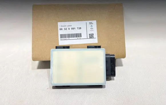 BMW X3 G01 Blind spot module 6891728