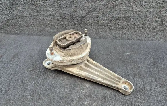 Audi A4 S4 B7 8E 8H Gearbox mounting bracket 8E0399115P 8E0399105HM