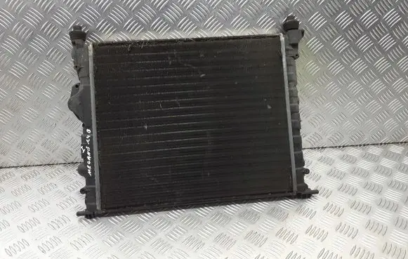 Renault Megane I Coolant radiator 7700836301