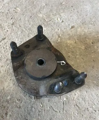 Dodge Nitro Front upper strut mount 