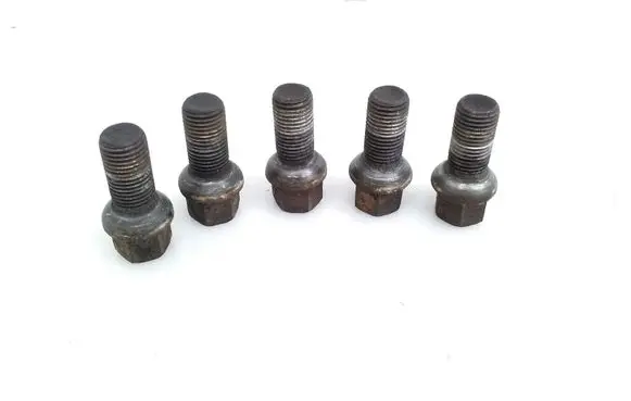 Nuts/bolts