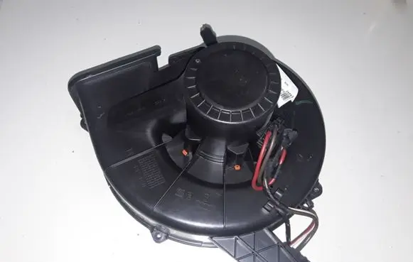 Volkswagen Fox Heater fan/blower 6Q1819015G