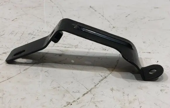 Jeep Grand Cherokee Engine mount bracket 04627201AA
