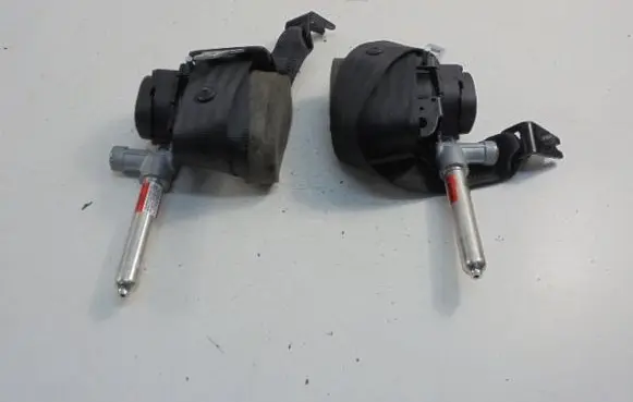 Volvo C30 Set of seat belts 30642226
