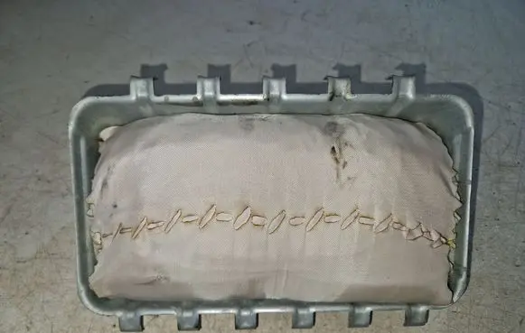 Chrysler Grand Voyager V Passenger airbag P05108819AA