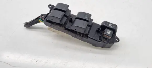 Toyota RAV 4 (XA20) Electric window control switch 8482042090