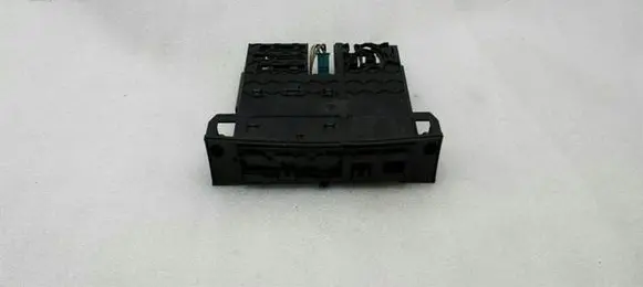 Mercedes-Benz GL X164 Car ashtray A1648100130