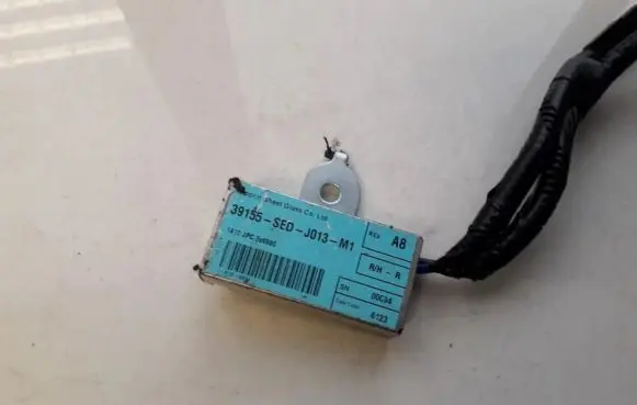 Honda Accord Antenna control unit 39155SEDJ013M1 39155-SED-J013-M1