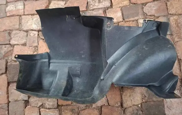 Mercedes-Benz W123 Trunk/boot lower side trim panel 1236032733