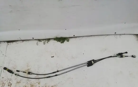 Ford Ecosport Gear shift cable linkage
