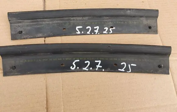 Audi A7 S7 4G Engine compartment rubber 4G8823126