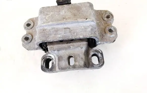 Volkswagen Golf V Engine mount bracket 1k0199555m