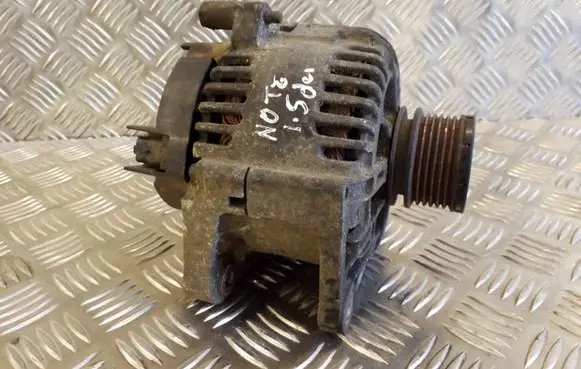 Nissan Note (E11) Generator/alternator TG11C034 2542945D 8200386806C