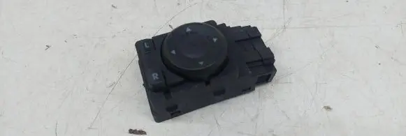 Volkswagen PASSAT B5 Wing mirror switch 3B1959565B