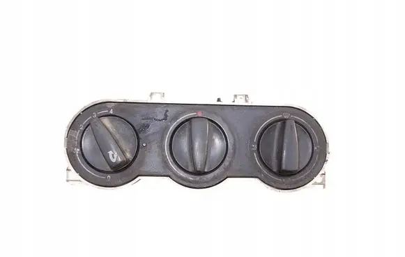 Volkswagen II LT Climate control unit 0008304185