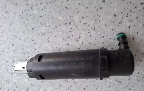 Porsche 911 997 Headlight washer spray nozzle 997628163 1091869700 00219600