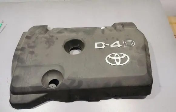 Toyota Corolla Verso E121 Engine cover (trim)