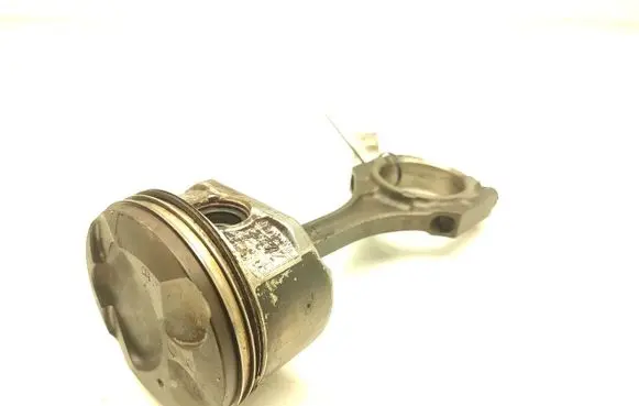 Volvo V70 Piston with connecting rod D5244T
