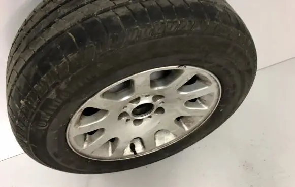 BMW 7 E38 R12 alloy rim 1095048