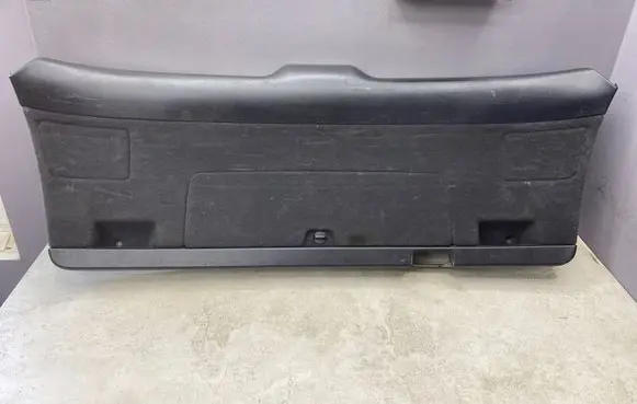 Audi A4 S4 B7 8E 8H Tailgate trim 8E9867979B