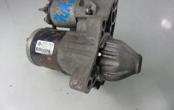 Nissan Juke I F15 Starter motor 233001KA1A
