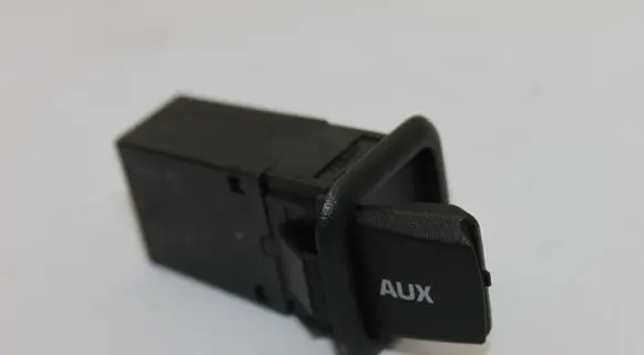 Skoda Superb B6 (3T) AUX in-socket connector 