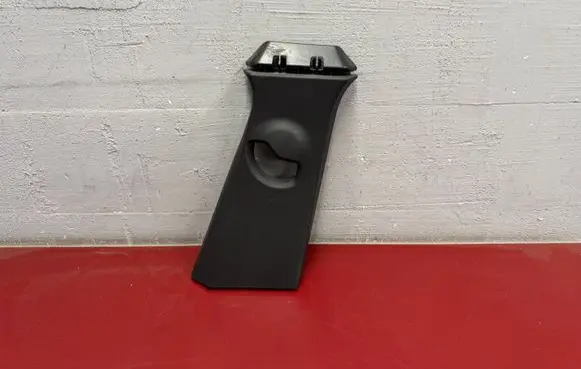 BMW X1 U11 (B) pillar trim (top) 9462318