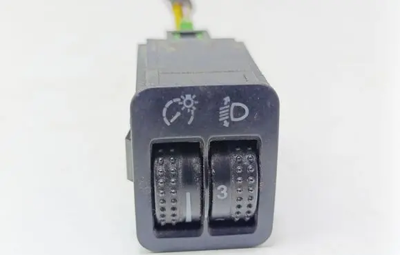 Volkswagen Golf IV Headlight level height control switch 1J0941333A