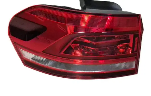 Volkswagen Touran III Rear/tail lights 5TA945207A 90059883A