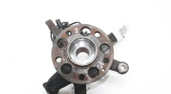 Mercedes-Benz B W246 W242 Front wheel hub