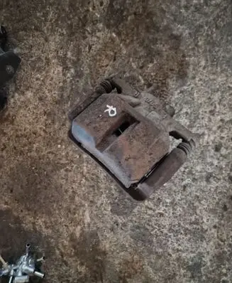 Mazda CX-5 Front brake caliper