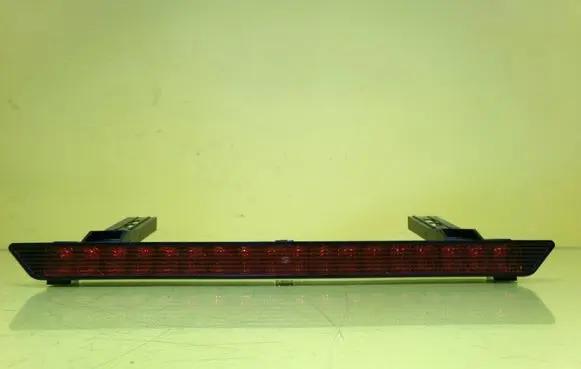 Skoda Fabia Mk1 (6Y) Third/center stoplight 6Y6945097A