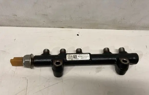 Peugeot 3008 II Fuel main line pipe 9804776780 0445214318 1868664