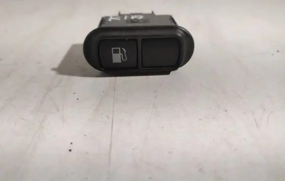 KIA Carnival Fuel tank opening switch 9116