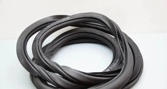 Audi Q4 Sportback e-tron Front door rubber seal 11A867911B