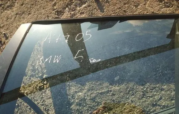 BMW 5 GT F07 Rear door window glass