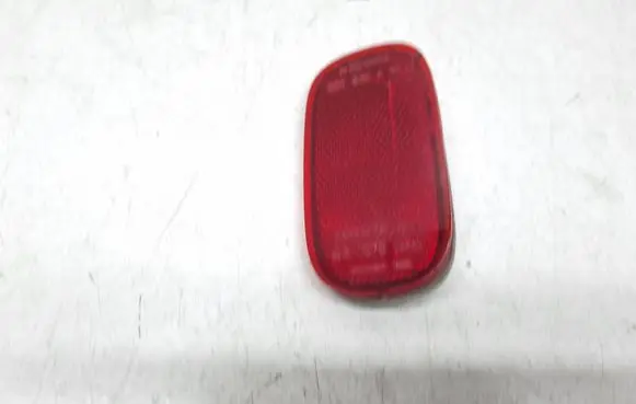 Toyota RAV 4 (XA20) Rear tail light reflector E13023616