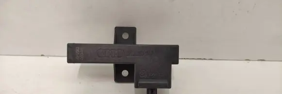Audi A6 C7 Keyless (KESSY) go control unit/module 8K0907247 33542221 0400