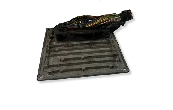 Ford Fiesta Engine control unit/module 6S6112A650FD S120977315D