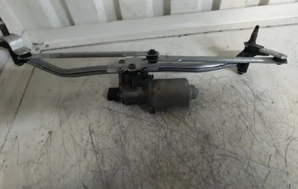 Skoda Roomster (5J) Front wiper linkage and motor 5J1955113A