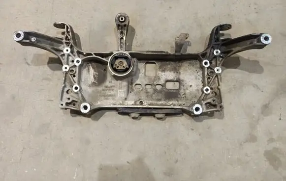Volkswagen PASSAT B7 Front subframe 7N0199369A