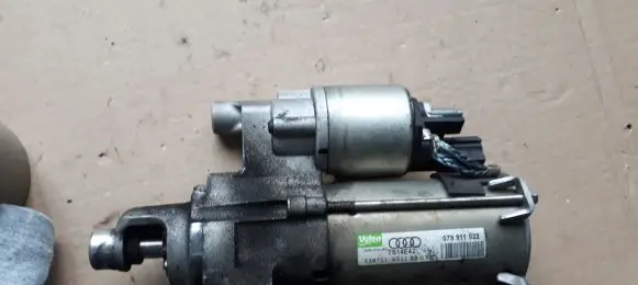 Audi A4 S4 B8 8K Starter motor 079911022