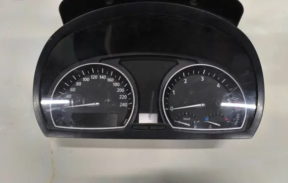 BMW X3 E83 Speedometer (instrument cluster) 102463021 341312701 25811510