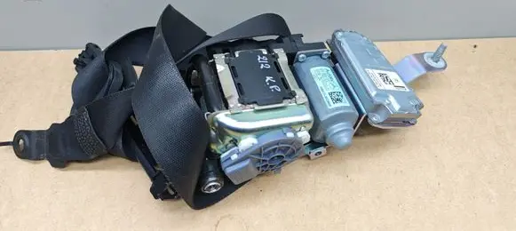 Mercedes-Benz E W212 Front seatbelt A2128607585