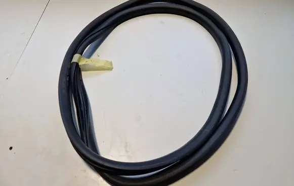 Front door rubber seal