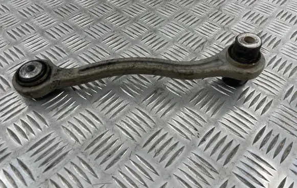 Mercedes-Benz C W205 Rear control arm 20402