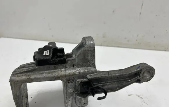 Hyundai Ioniq 5 Engine mount bracket