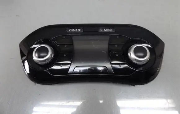 Nissan Juke I F15 Climate control unit